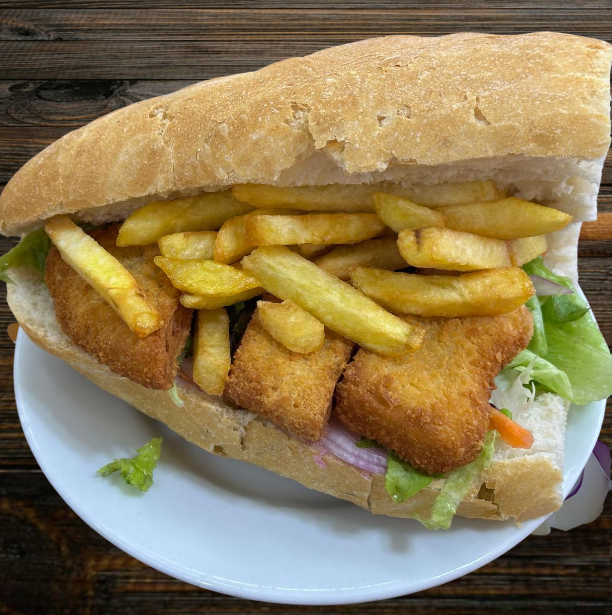 Ekmek Arası Şinitzel/ Schnitzel sandwich/ Schnitzel-Sandwich/ bocadillo de schnitzel/ شطيرة شنيتزل